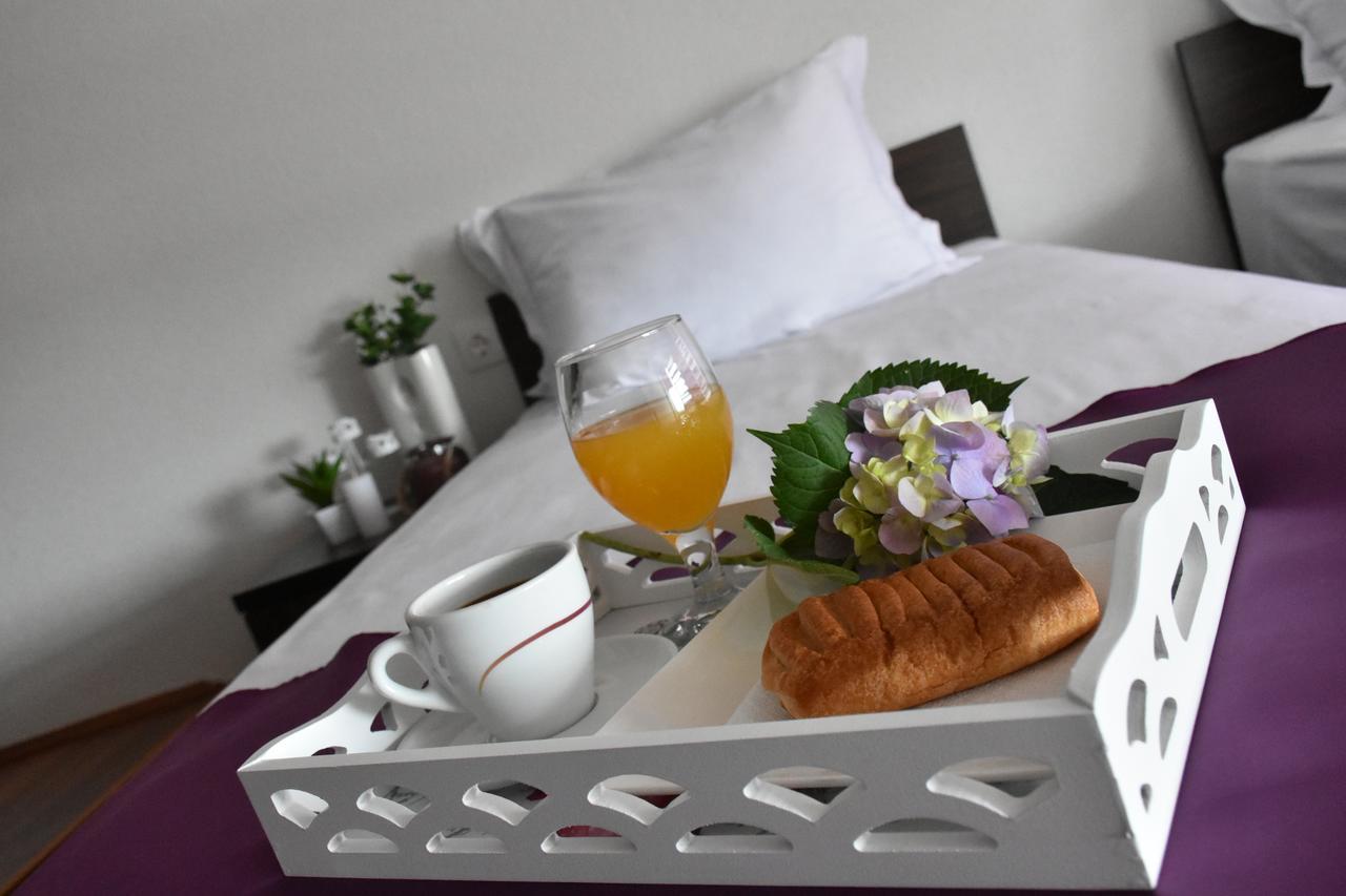 Hotel And Winery Lozar Bitola Esterno foto