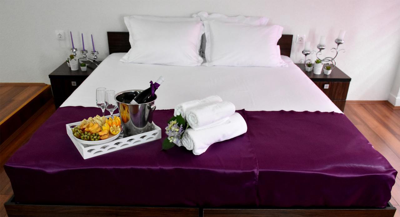 Hotel And Winery Lozar Bitola Esterno foto