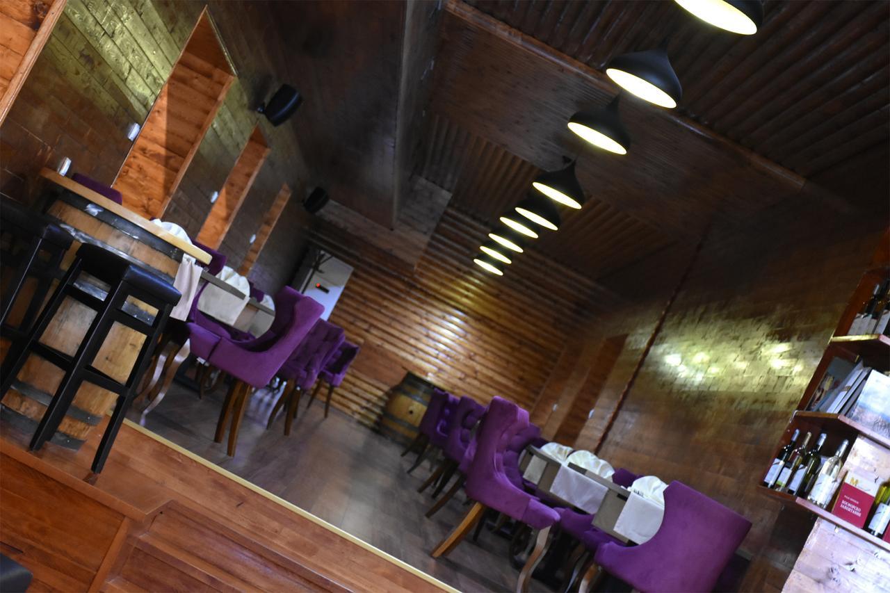 Hotel And Winery Lozar Bitola Esterno foto